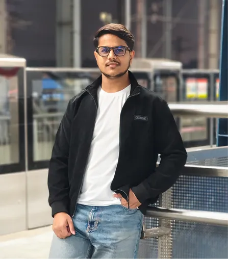 Aaquib - Graphic Designer
